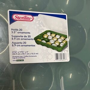 Sterilite 20 Ornament Storage Case in Green